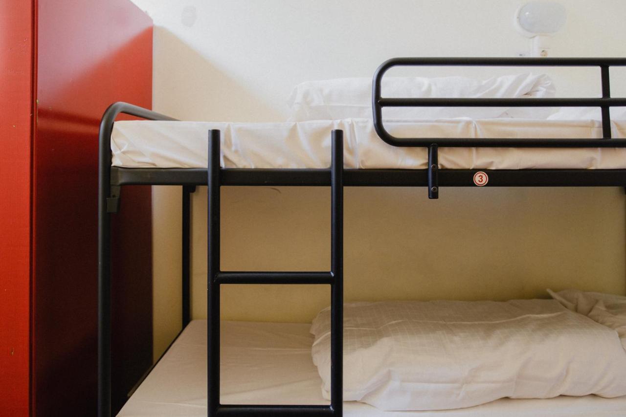 Shelter City Christian Hostel 암스테르담 외부 사진