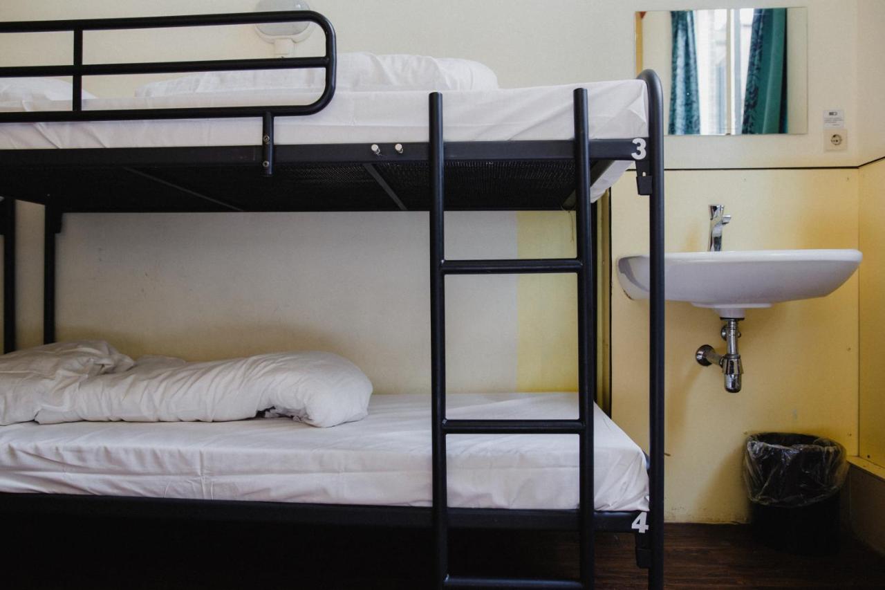 Shelter City Christian Hostel 암스테르담 외부 사진